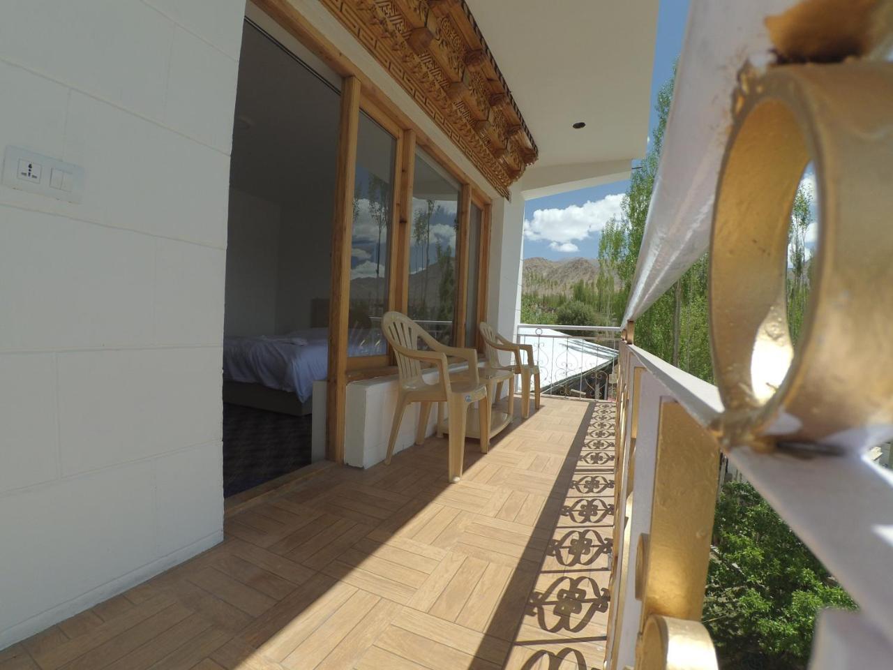 Yangphel Guest House Leh Exterior foto